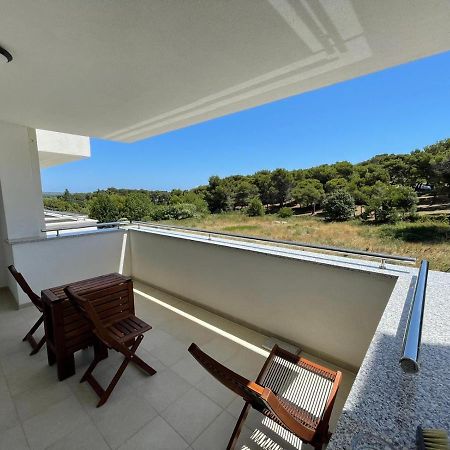 Fisherman'S Apartment Premantura Exterior photo